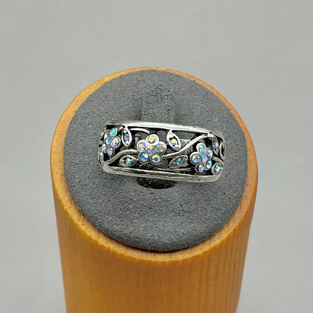 Lia Sophia Ring Womens Silver Tone Boho Floral AB Crystal Band Filigree Size 9